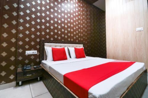 Hotel 7 Deep Лудхіяна Екстер'єр фото